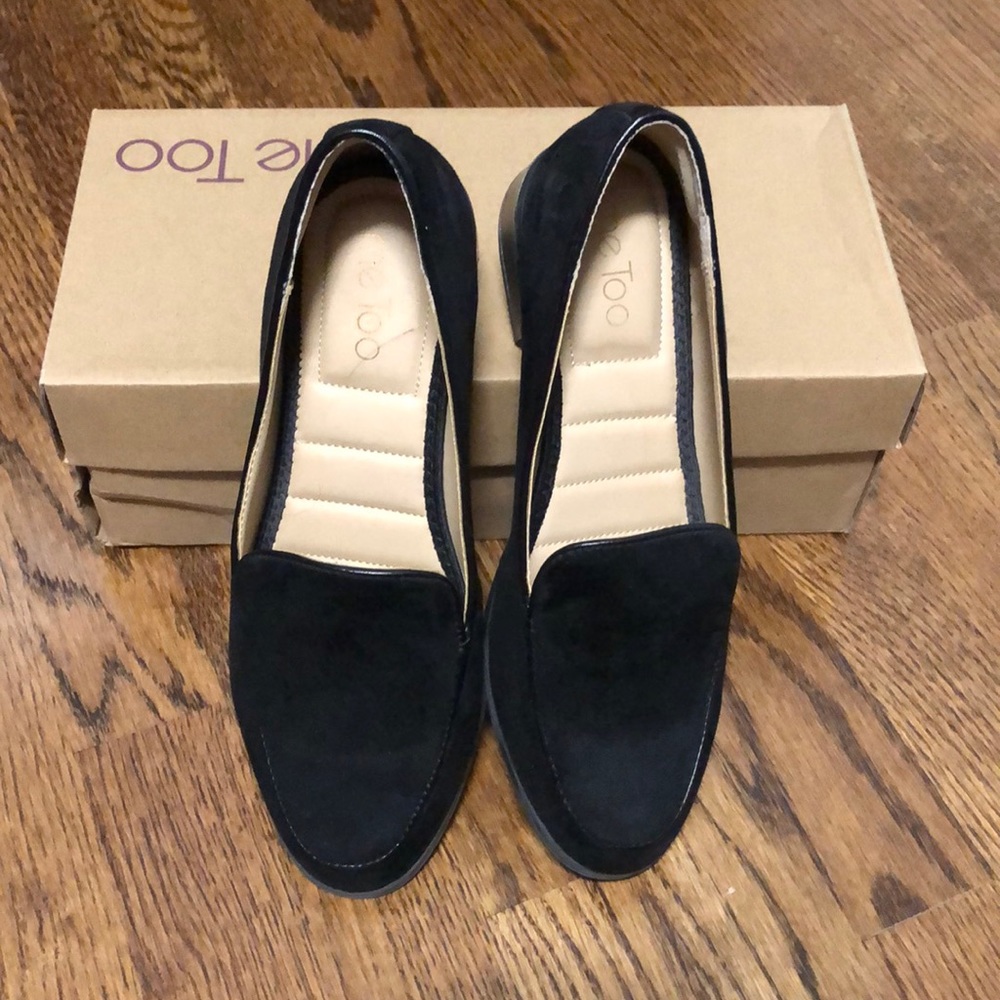 Black loafers size 7.5